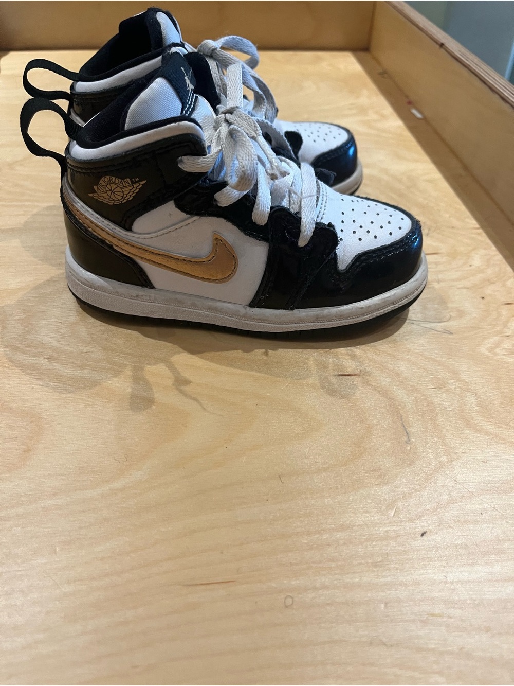 Nike Kids High-Top Sneakers in Black, White & Gold